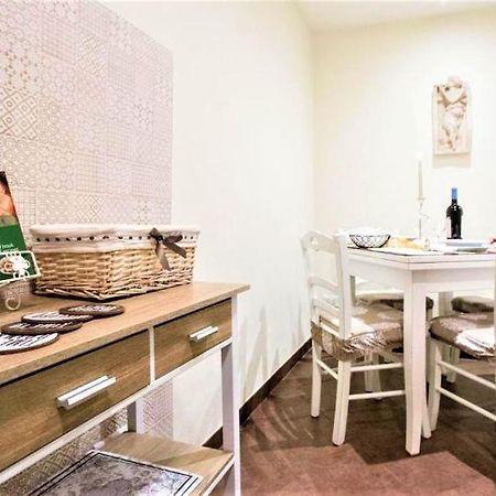 Charming Suite Cavour Heart Of Firenze Eksteriør bilde