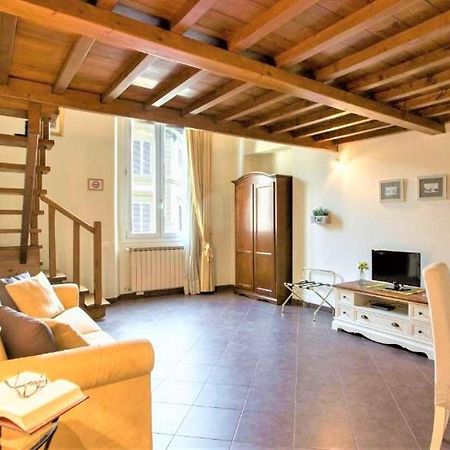 Charming Suite Cavour Heart Of Firenze Eksteriør bilde