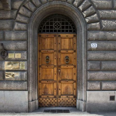 Charming Suite Cavour Heart Of Firenze Eksteriør bilde