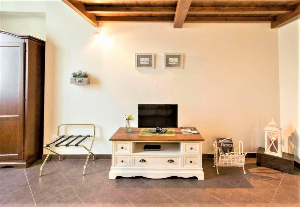Charming Suite Cavour Heart Of Firenze Eksteriør bilde
