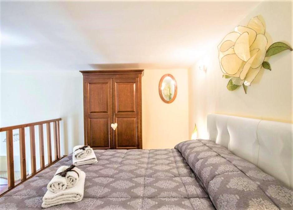 Charming Suite Cavour Heart Of Firenze Eksteriør bilde