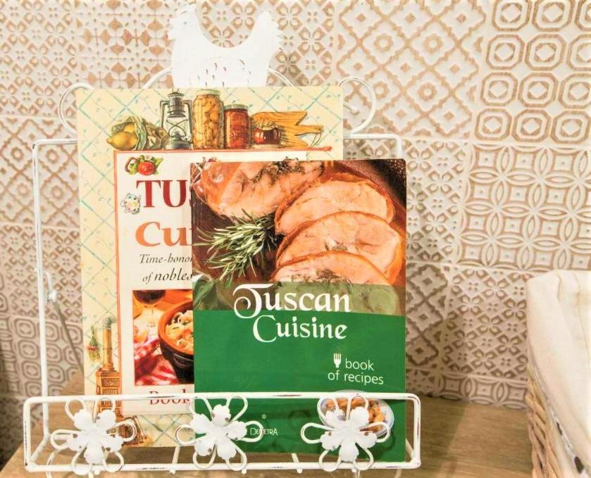 Charming Suite Cavour Heart Of Firenze Eksteriør bilde
