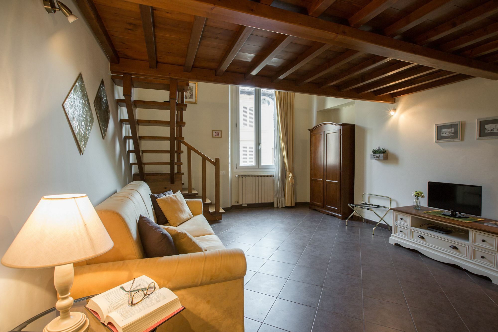 Charming Suite Cavour Heart Of Firenze Eksteriør bilde