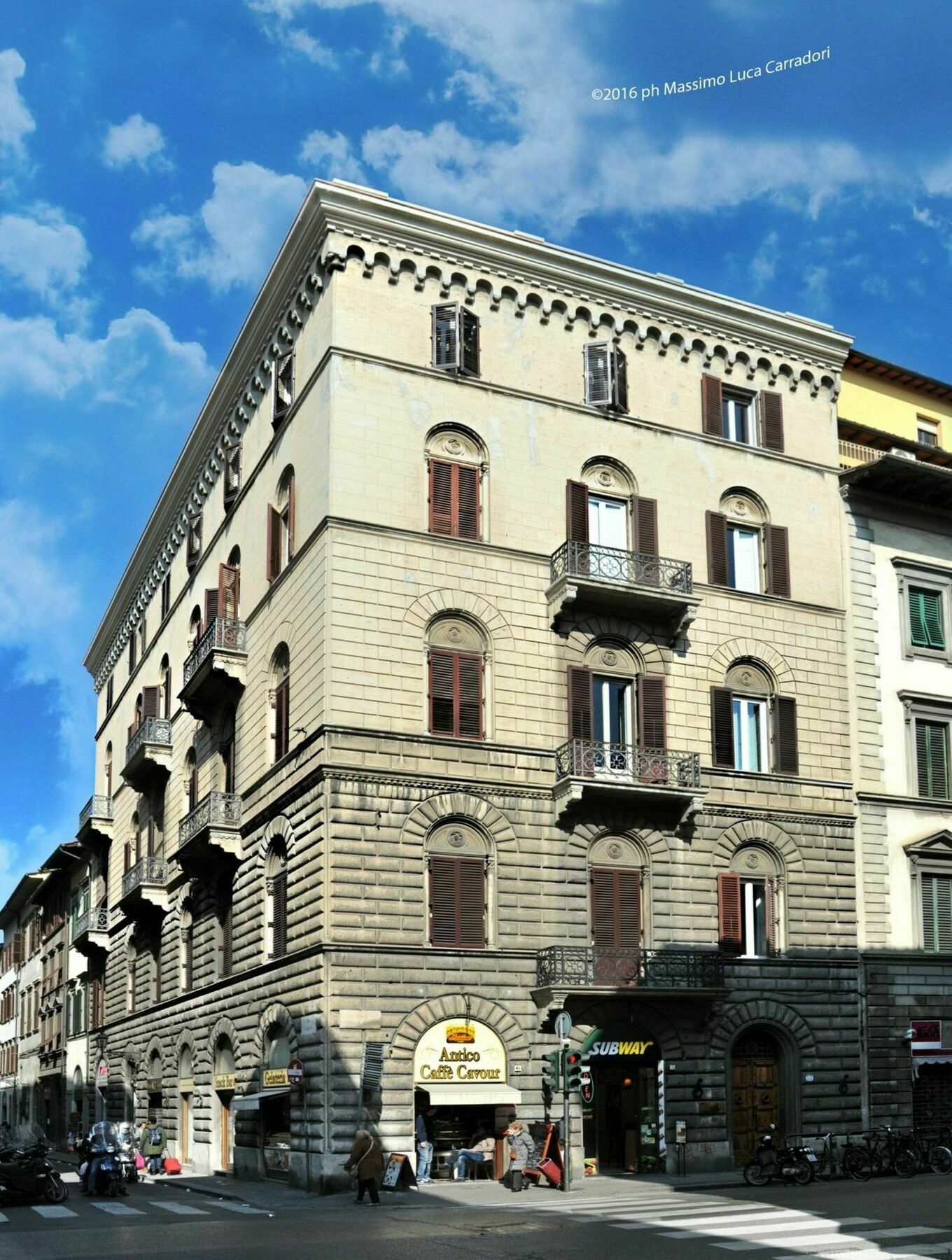 Charming Suite Cavour Heart Of Firenze Eksteriør bilde