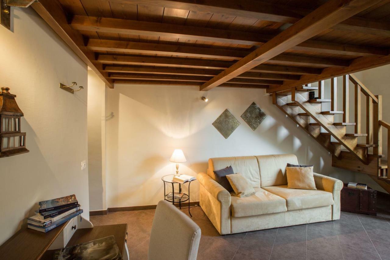 Charming Suite Cavour Heart Of Firenze Eksteriør bilde